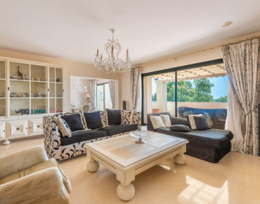 Penthouse for sale in Los Capanes del Golf - PANR-14116