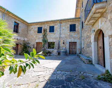 Possessio for sale in Estellencs - 2906