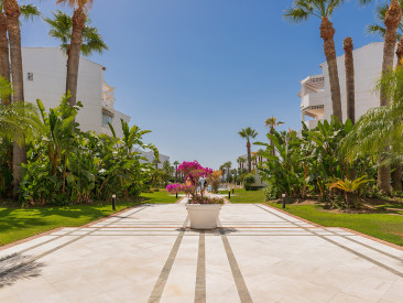 Apartment in Marbella — photo 4