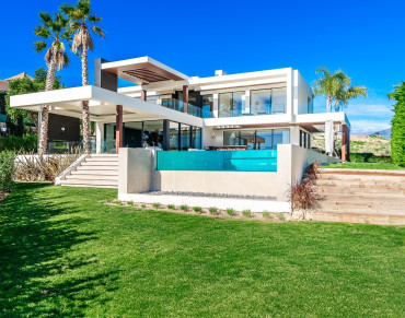 Villa for sale in Los Flamingos Golf Resort - W-02XLZN