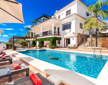 Villa for sale in Marbella East, El Rosario, Marbella - W-02WH1Q