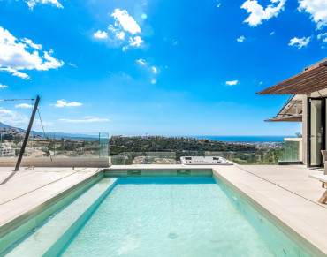 Villa for sale in Los Arqueros, Benahavís - W-02VOHD