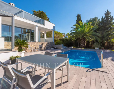 Villa for sale in Santa Ponsa - V1095SP