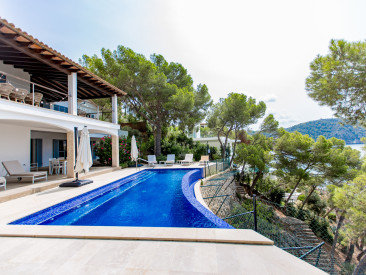 House in Camp de Mar — photo 2