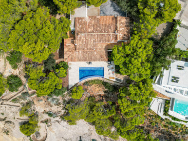 House in Camp de Mar — photo 4
