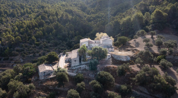 Villa for sale in Estellencs, Este €17.900.000 — photo 4 of 20