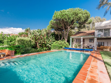 Villa in Marbella — photo 2