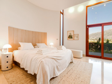 Villa in Marbella — photo 2