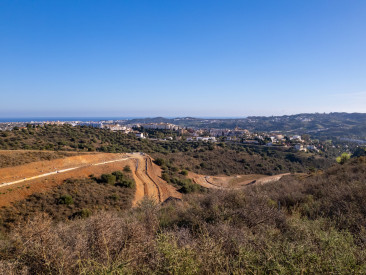 Plot / Land in Mijas — photo 2