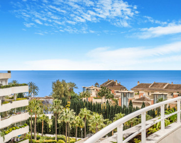 Penthouse for sale in El Embrujo Banús - NVG-H09