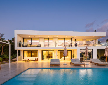 Villa for sale in Nueva Andalucia - SV2171