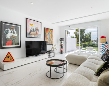 Apartment for sale in Nueva Andalucia, La Rinconada, Marbella - PANR-15547