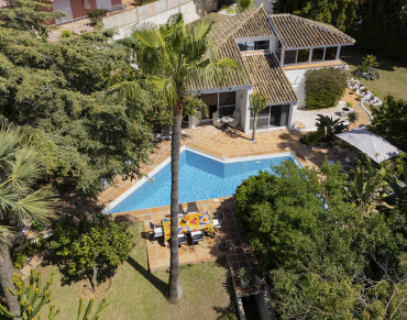 Villa for sale in Elviria - W-02W6L0
