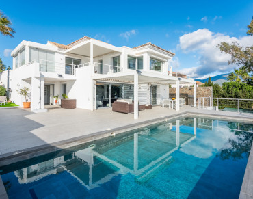 Villa for sale in Nueva Andalucia, Las Lomas de Nueva Andalucia, Marbella - DM5261