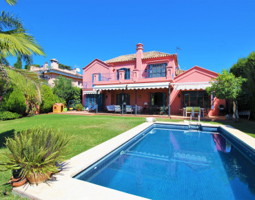 Villa for sale in Marbella Centre - DM2792
