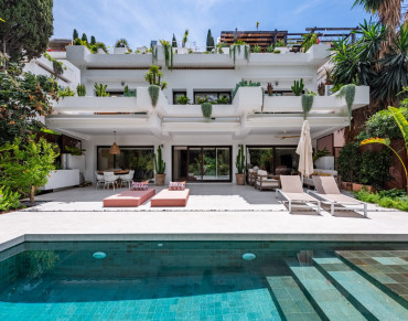 Duplex for sale in Marbella Golden Mile, Kings Hills, Marbella - DM5281