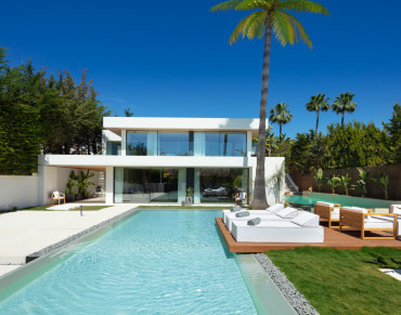 Villa for sale in Nueva Andalucia - SV2320