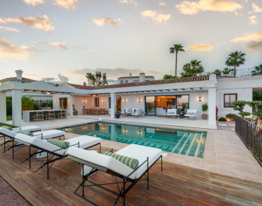 Villa for sale in Nueva Andalucia - SV2322