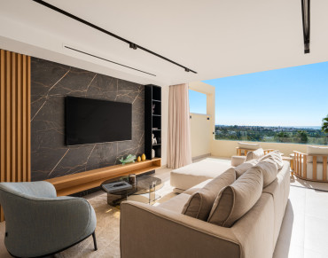 Apartment for sale in Nueva Andalucia, Palacetes Los Belvederes, Marbella - HRB-01218P