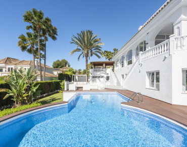 Villa for sale in Marbella East, Santa Maria, Marbella - PANR-14950