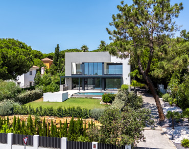 Villa for sale in Marbella East, Hacienda las Chapas, Marbella - PANR-15686
