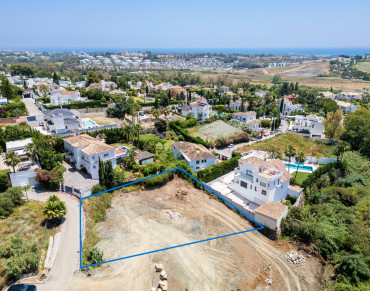 Land for sale in Estepona East, El Paraiso, Estepona - PANR-15736