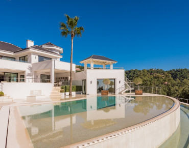 Villa for sale in La Zagaleta, Benahavís - W-02N8QV