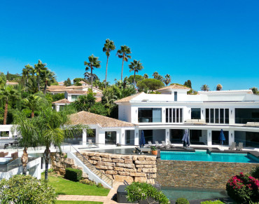 Villa for sale in Marbella East, Hacienda las Chapas, Marbella - W-02QIQ4