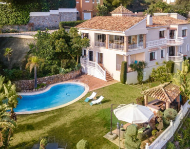 Villa for sale in Paraiso Alto - W-02T9CP