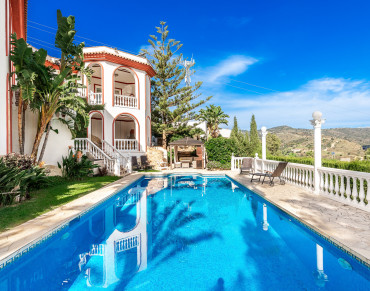Villa for sale in Hacienda las Chapas - W-02XHXX