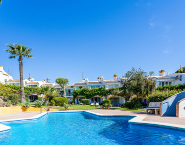 Town House for sale in Calahonda - ST6166
