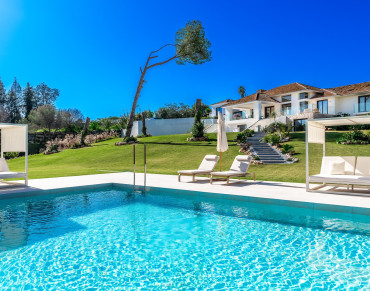 Villa for sale in Guadalmina Alta, Guadalmina, San Pedro de Alcantara - W-02Y5R7