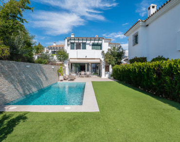 Town House for sale in San Pedro de Alcantara - W-02YZ35