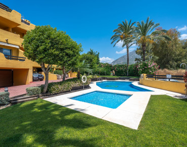 Town House for sale in Marbella Hill Club - W-030K8F