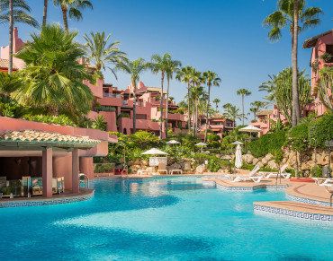 Apartment for sale in Estepona East, Menara Beach, Estepona - 209-02808P
