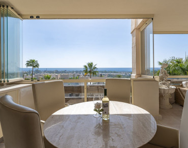 Apartment - Middle Floor Apartment for sale in El Paraiso - R4877068