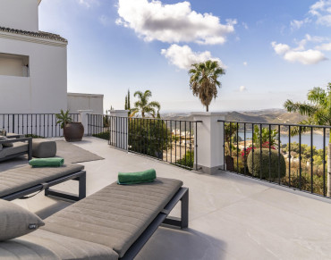 Villa for sale in Istán - W-046NSD