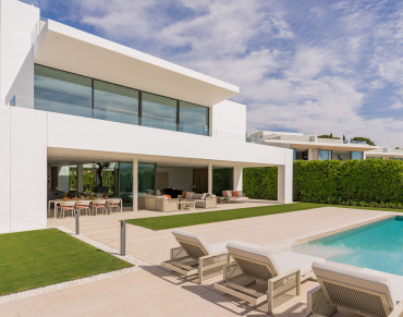 Villa for sale in Golden Mile - W-02RS9D