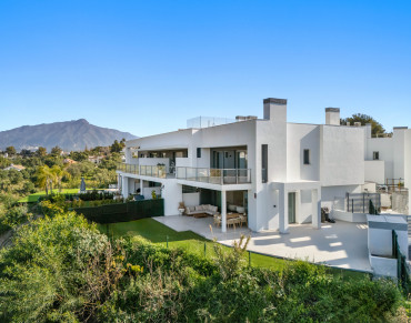 Semi Detached Villa for sale in Guadalmina Alta - 145242