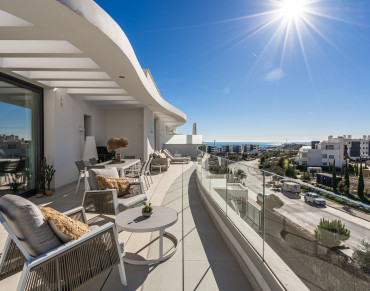 Penthouse for sale in El Higueron - LE-00308P