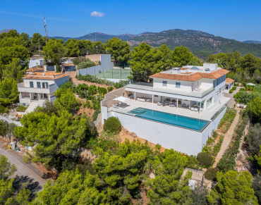 Villa for sale in Son Vida - TA9310