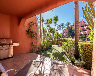 Ground Floor Apartment for sale in Torre Bermeja - LE-00368P