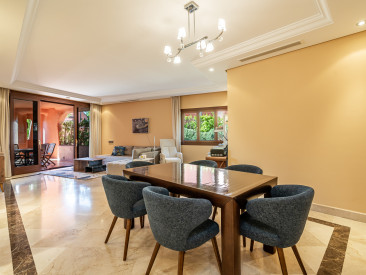 Apartment in Estepona — photo 3