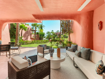 Apartment in Estepona — photo 2