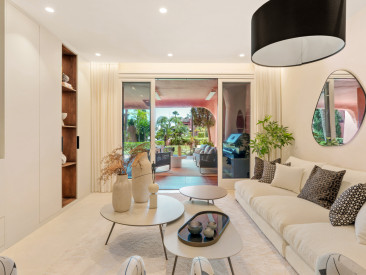 Apartment in Estepona — photo 3