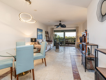 Apartment in Estepona — photo 4