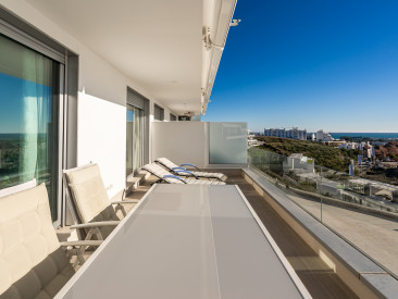 Apartment in Estepona — photo 4