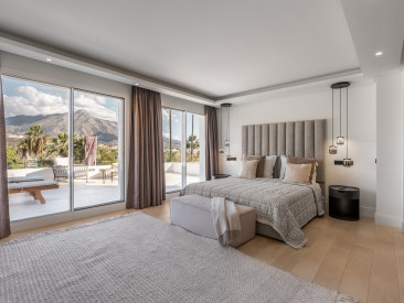 Villa in Marbella — photo 2