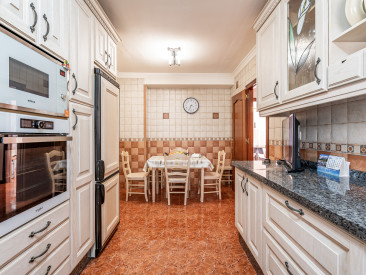 Town House in Estepona — photo 4