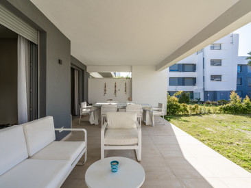 Apartment in Estepona — photo 4